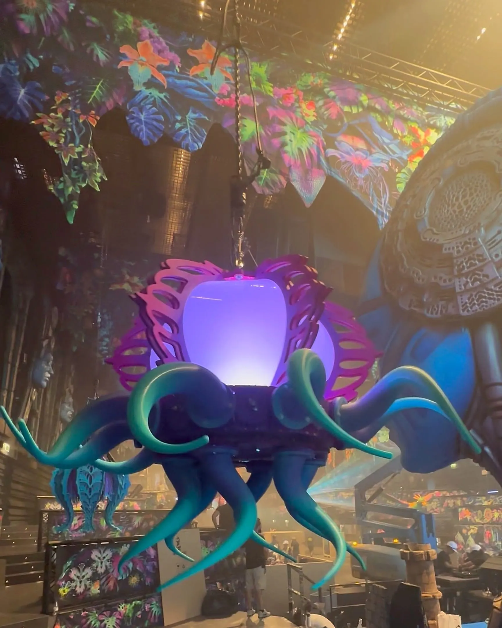 Elrow – 3